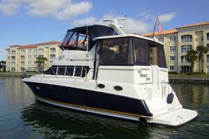 DUNAC S MINNI CONN III 42ft Silverton Yacht For Sale