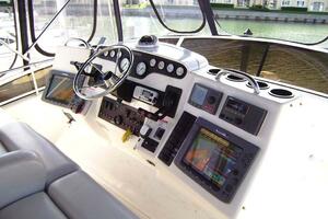 DUNAC S MINNI CONN III 42ft Silverton Yacht For Sale