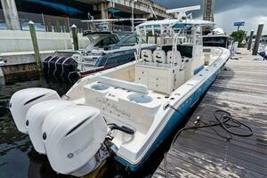 35ft Cobia Yacht For Sale