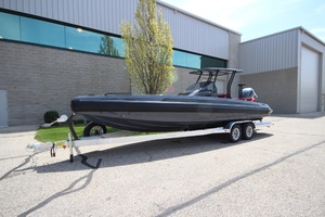 2026 Iron 827 T-Top