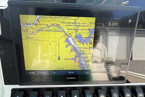 Garmin screen