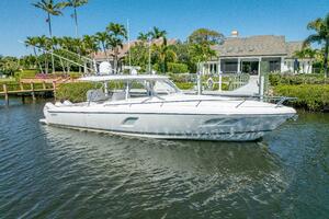 40ft Intrepid Yacht For Sale