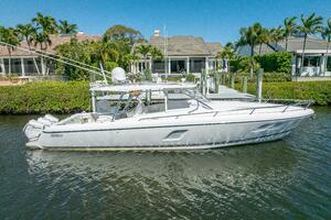 40ft Intrepid Yacht For Sale