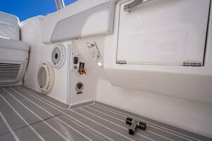 40ft Intrepid Yacht For Sale