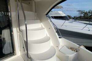 2011 Meridian 441 Sedan thumbnail 9