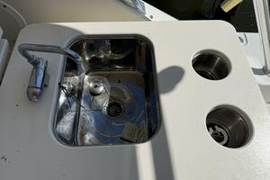 35ft Pursuit Yacht For Sale