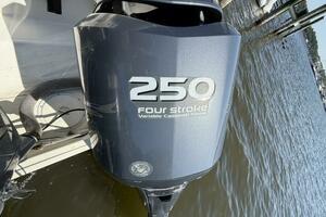 35ft Pursuit Yacht For Sale
