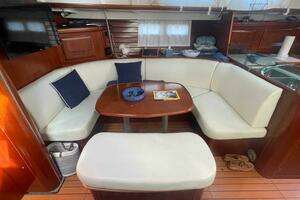 2004 Beneteau Oceanis 473 thumbnail 14