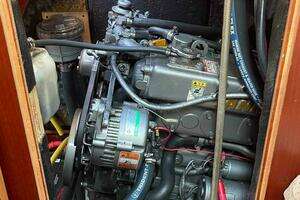 2004 Beneteau Oceanis 473 thumbnail 12