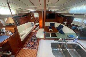 2004 Beneteau Oceanis 473 thumbnail 7