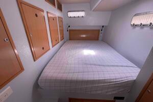 ENDLESS SUMMER 40ft Admiral Yacht For Sale