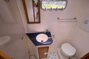 ENDLESS SUMMER 40ft Admiral Yacht For Sale
