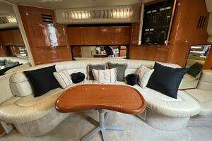 2000 Sea Ray 380 Sundancer thumbnail 13