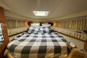 2000 Sea Ray 380 Sundancer thumbnail 16