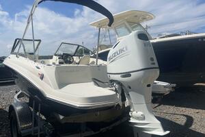 19ft Stingray Yacht For Sale