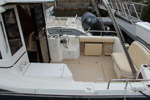 SHAKE N BAKE 28ft Cutwater Yacht For Sale