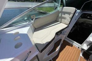 295 30ft Monterey Yacht For Sale