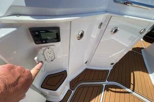 295 30ft Monterey Yacht For Sale