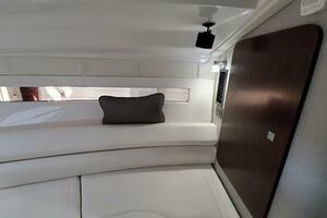 295 30ft Monterey Yacht For Sale