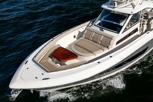 SMOKE SHOW 42ft Boston Whaler Yacht For Sale