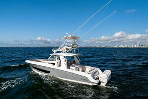 SMOKE SHOW 42ft Boston Whaler Yacht For Sale