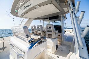 SMOKE SHOW 42ft Boston Whaler Yacht For Sale