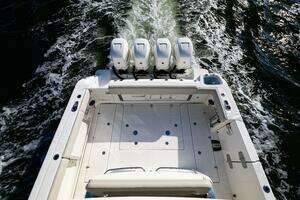 2021 Boston Whaler 420 Outrage thumbnail 24