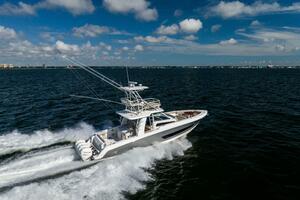SMOKE SHOW 42ft Boston Whaler Yacht For Sale