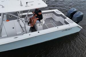 33ft SeaHunter Yacht For Sale