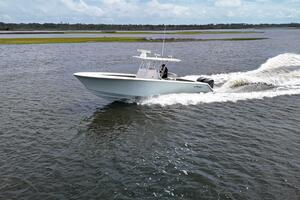 33ft SeaHunter Yacht For Sale