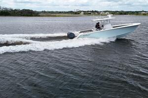33ft SeaHunter Yacht For Sale