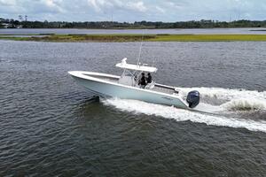 33ft SeaHunter Yacht For Sale