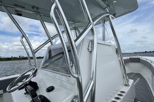 33ft SeaHunter Yacht For Sale