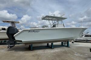 33ft SeaHunter Yacht For Sale