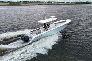 33ft SeaHunter Yacht For Sale
