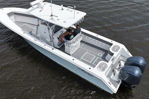 33ft SeaHunter Yacht For Sale