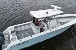 33ft SeaHunter Yacht For Sale