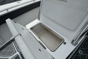 33ft SeaHunter Yacht For Sale