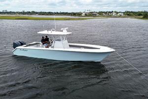 33ft SeaHunter Yacht For Sale
