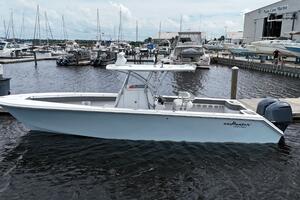 33ft SeaHunter Yacht For Sale