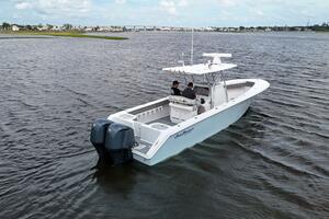 33ft SeaHunter Yacht For Sale