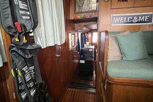 1981 Sea Ranger 45 Raised Pilot House thumbnail 21