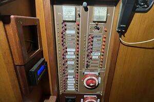 1981 Sea Ranger 45 Raised Pilot House thumbnail 38