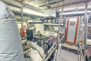 2001 Motor Yacht 82MY thumbnail 50