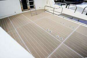 2001 Motor Yacht 82MY thumbnail 53