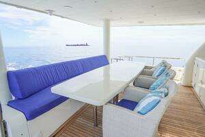 2001 Motor Yacht 82MY thumbnail 13