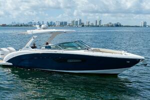 33ft Regal Yacht For Sale