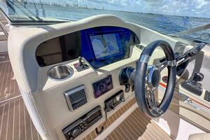 33ft Regal Yacht For Sale