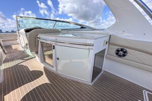 33ft Regal Yacht For Sale