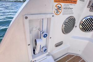 33ft Regal Yacht For Sale